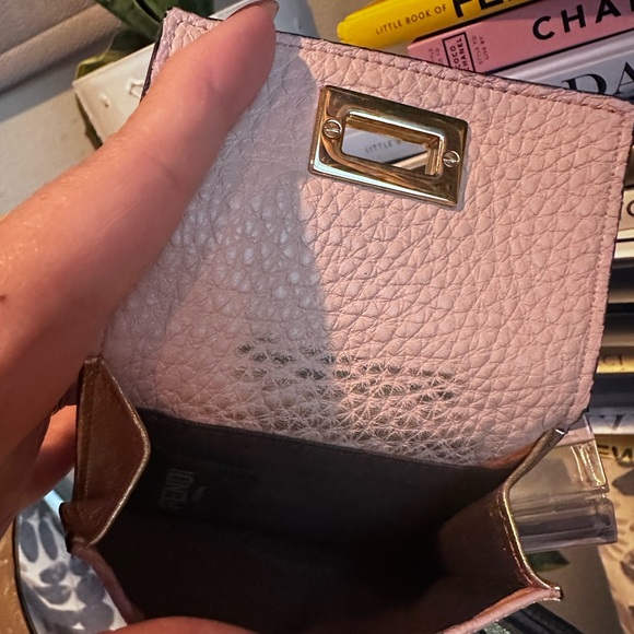 Fendi Peekaboo Kiss-lock Compact Wallet - Picture 11 of 12